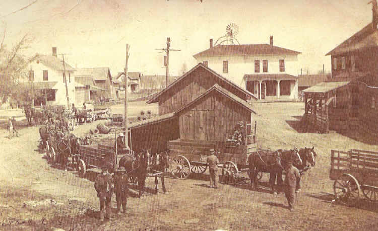 Stockyard sm.jpg (936672 bytes)